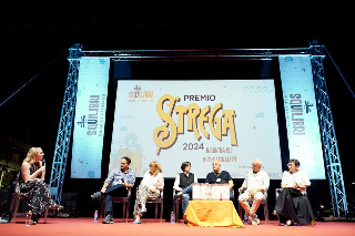 Francavilla al Mare - Al lavoro per la quarta edizione del Festival  SquiLibri. Millanta: "Tour del Premio Strega"